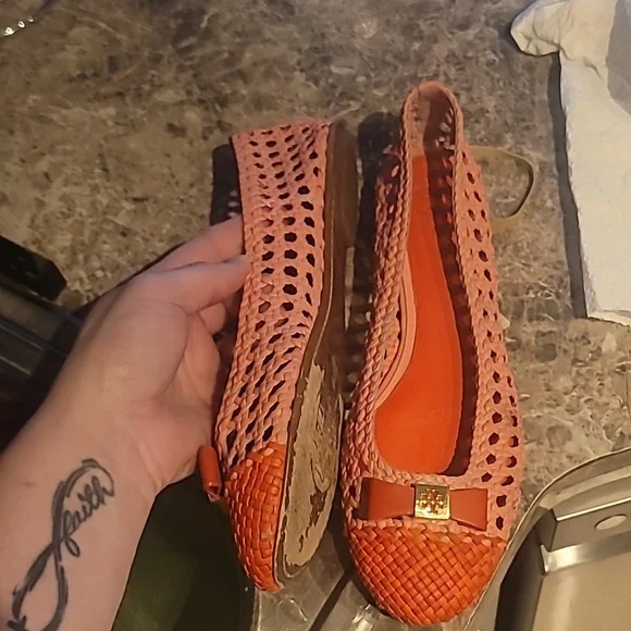 Tory Burch Carlyle Leather Woven Bow Ballet Flats in Coral Size 8.5 Women - Picture 8 of 8